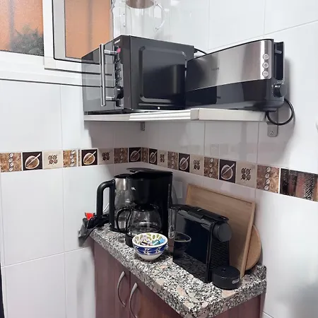 Cozy In Prime Location -