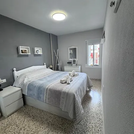 Cozy In Prime Location - Apartman *