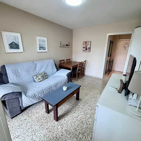 Cozy In Prime Location - Apartman Benalmádena